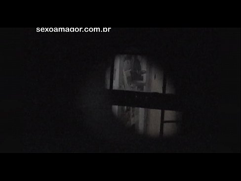 ❤️ Lourinho é secretamente filmado por um voyeur de bairro escondido atrás de tijolos ocos ❤❌ Porno em porno pt-br.assistentai.ru ❌